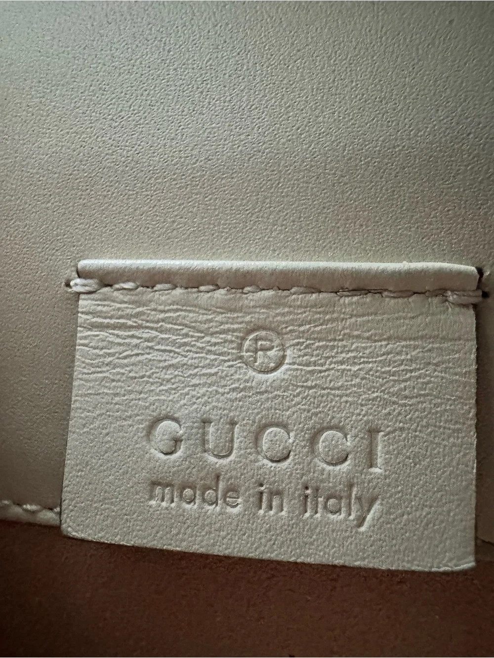 Gucci sylvie White Leather Mini Shoulder Bag with Gold Chain